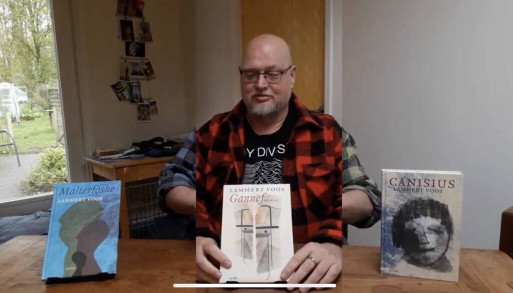 Lammert Voos leest voor